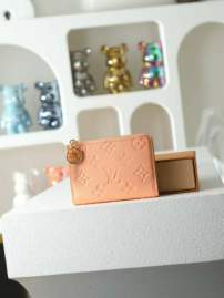 Picture of Louis Vuitton Wallets _SKUfw240693505fw
